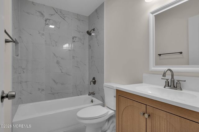 713 Wooton Court B, Manchester, NJ 08759