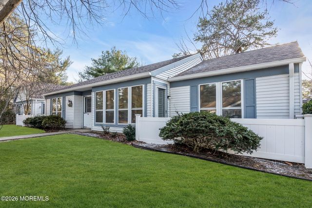 713 Wooton Court B, Manchester, NJ 08759