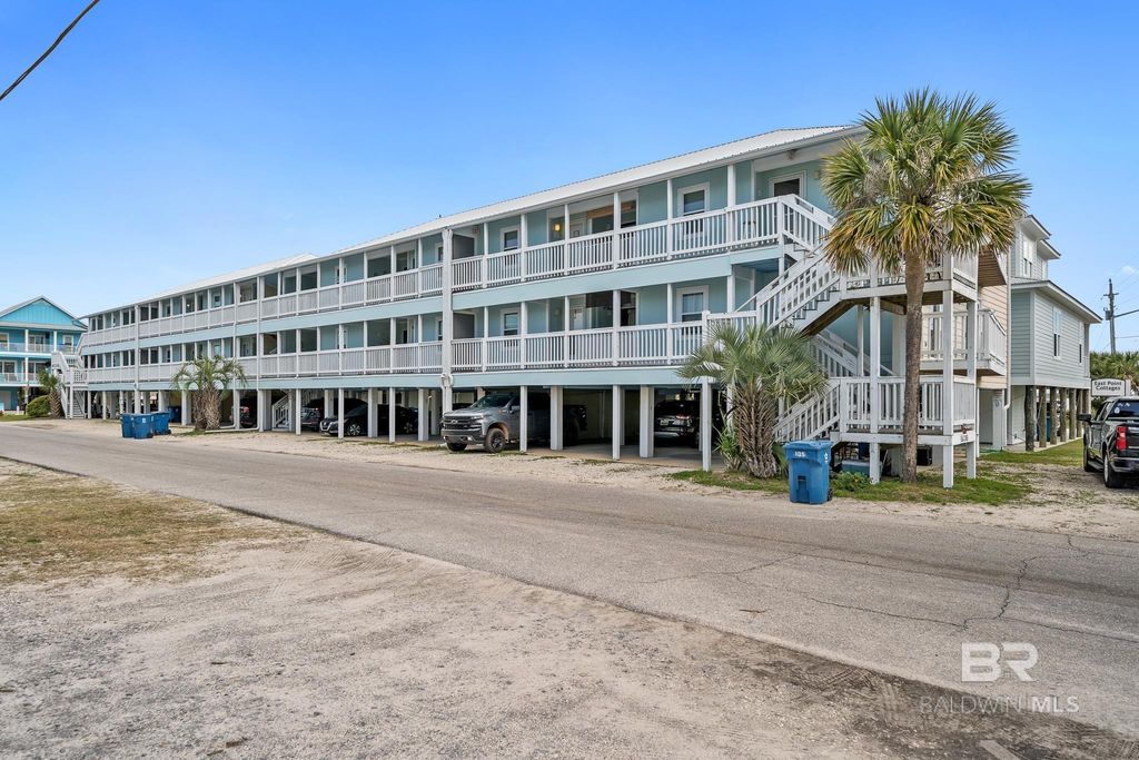 105 E 4th Street 12, Gulf Shores, AL 36542