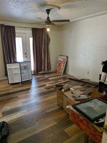 7501 Acapulco Road, Fort Worth, TX 76112