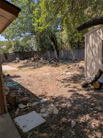 7501 Acapulco Road, Fort Worth, TX 76112