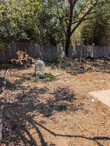7501 Acapulco Road, Fort Worth, TX 76112