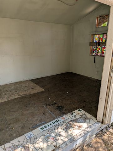 7501 Acapulco Road, Fort Worth, TX 76112