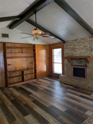 7501 Acapulco Road, Fort Worth, TX 76112