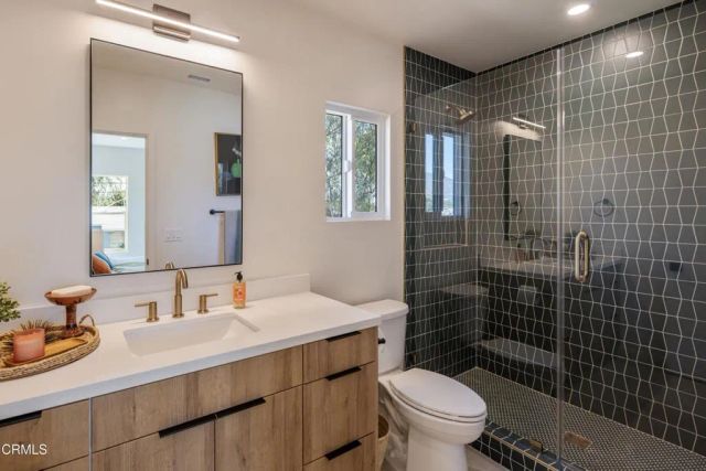 630 N Pasadena Avenue, Pasadena, CA 91103