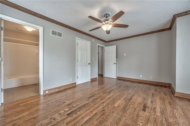 4704 El Monte Street, Roeland Park, KS 66205