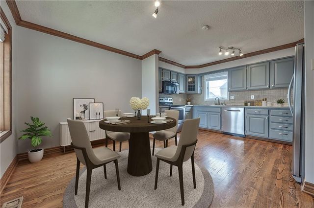 4704 El Monte Street, Roeland Park, KS 66205