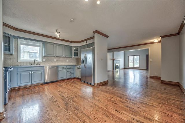 4704 El Monte Street, Roeland Park, KS 66205