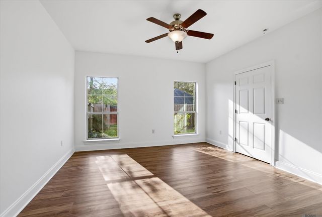 10633 Florida Blvd, Walker, LA 70785