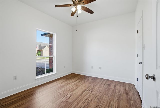 10633 Florida Blvd, Walker, LA 70785