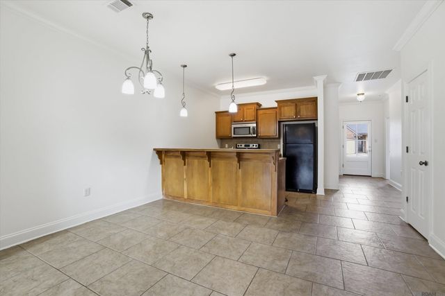 10633 Florida Blvd, Walker, LA 70785