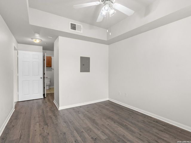 6160 Eckhert Rd Apt 1718, San Antonio, TX 78240