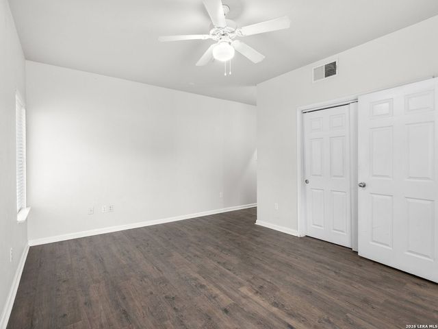 6160 Eckhert Rd Apt 1718, San Antonio, TX 78240