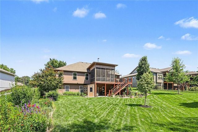 19710 NE 197th Terrace, Smithville, MO 64089