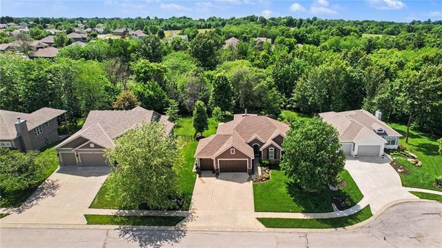 19710 NE 197th Terrace, Smithville, MO 64089