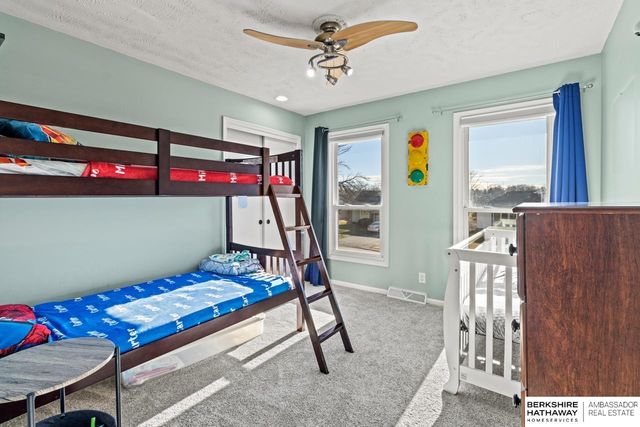 10830 Taylor Street, Omaha, NE 68164