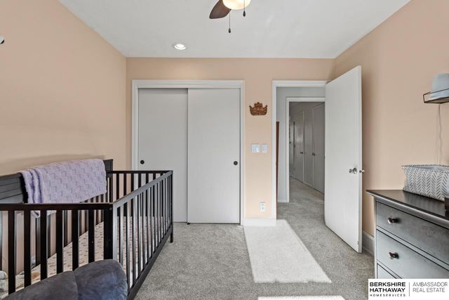 10830 Taylor Street, Omaha, NE 68164