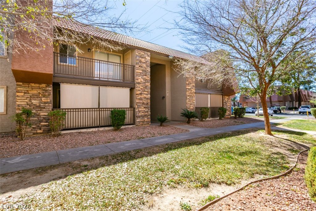 5060 Indian River Drive 372, Las Vegas, NV 89103 — photo 2