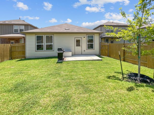 595 Eves Necklace DR, Buda, TX 78610