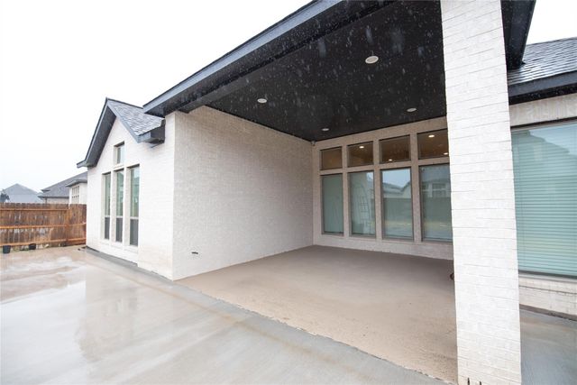 19211 Belmont Stakes Way, Tomball, TX 77377