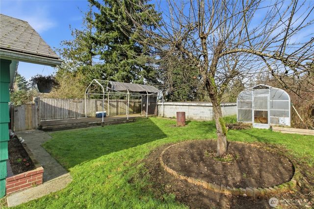 445 S 96th Street, Tacoma, WA 98444