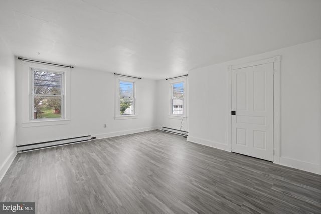 400 S MAIN ST, Woodsboro, MD 21798