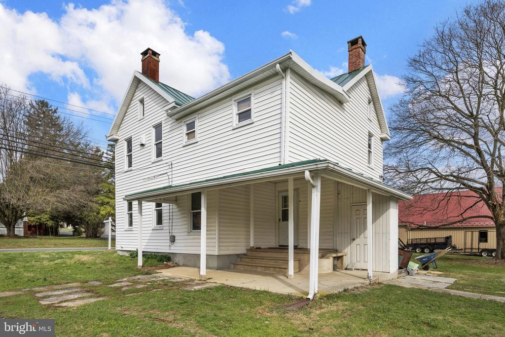 400 S MAIN ST, Woodsboro, MD 21798