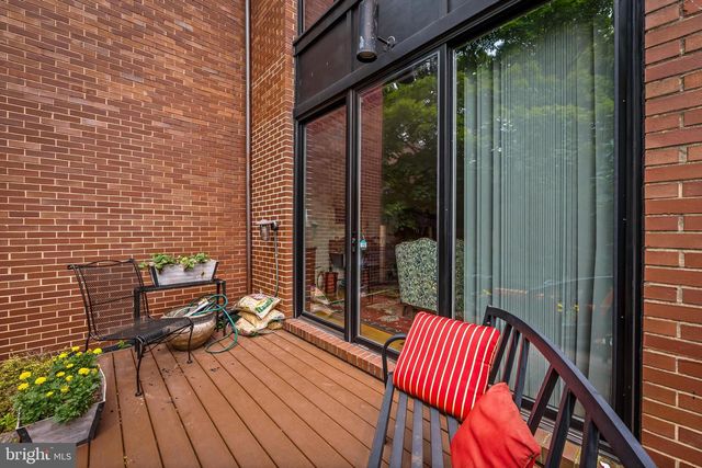 308 W LAFAYETTE AVE, Baltimore, MD 21217