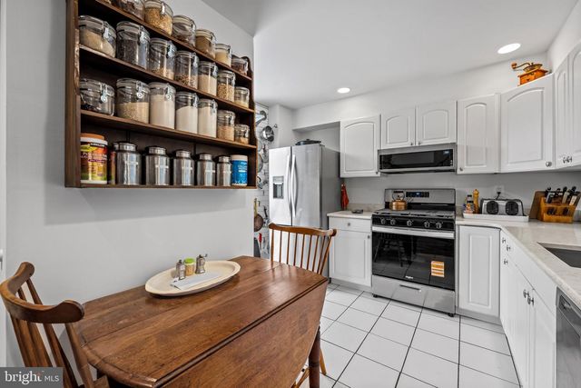 308 W LAFAYETTE AVE, Baltimore, MD 21217