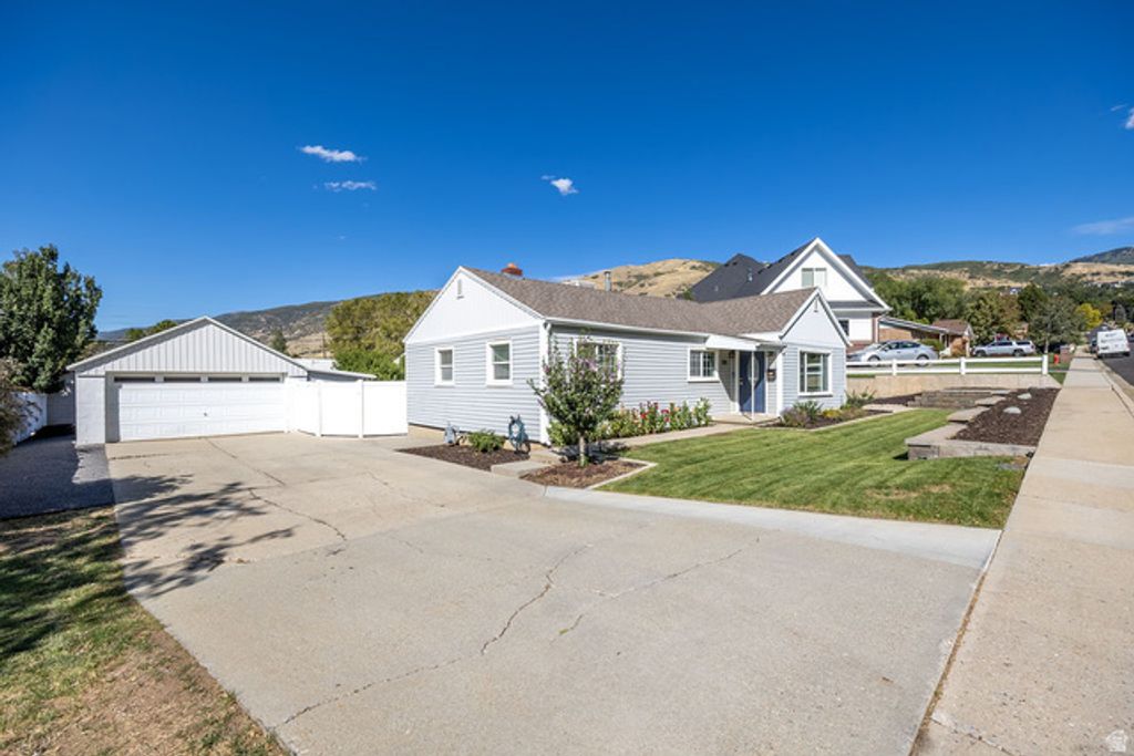505 E 900 N, Bountiful, UT 84010 — photo 2