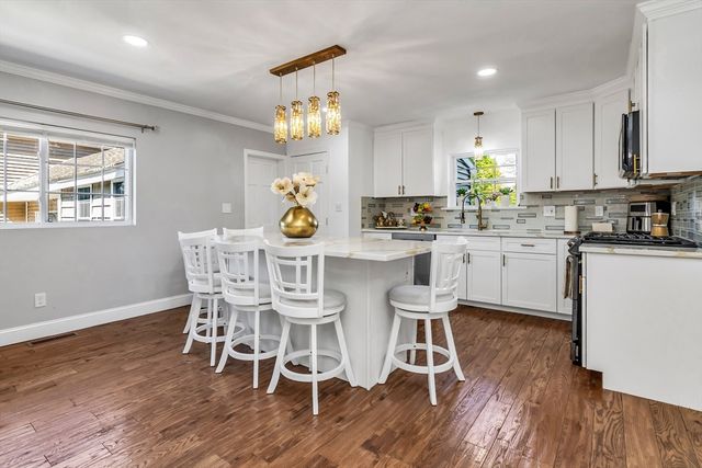287 Andover St, Georgetown, MA 01833