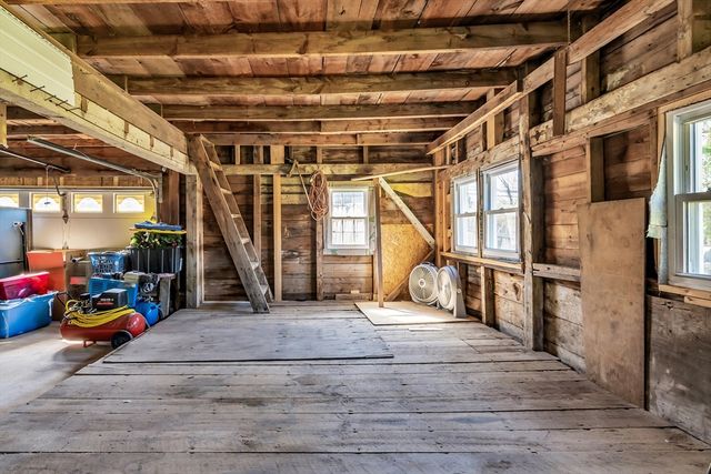 287 Andover St, Georgetown, MA 01833