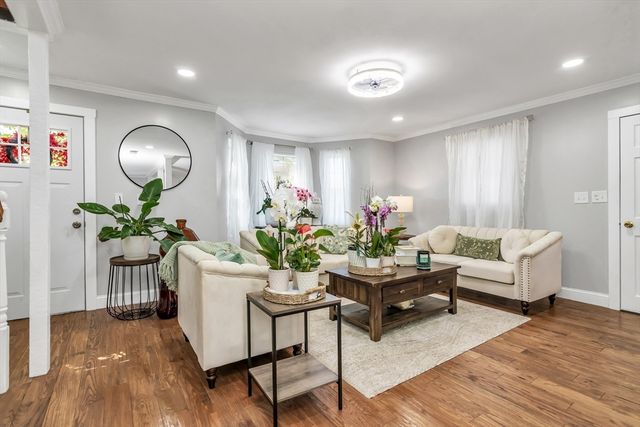 287 Andover St, Georgetown, MA 01833