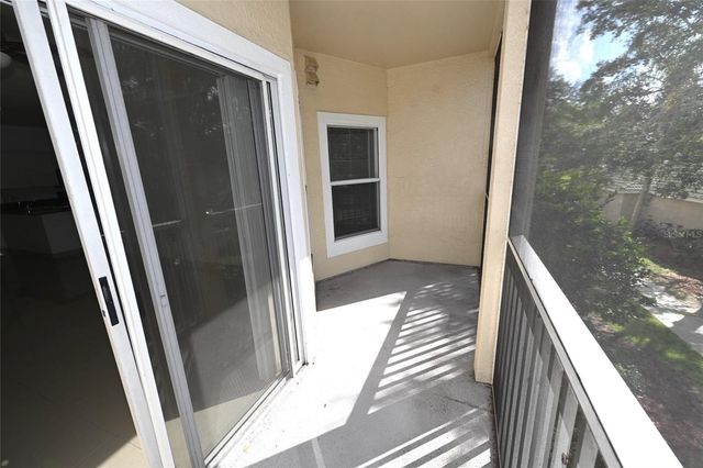 5110 NORTHRIDGE ROAD 202, Sarasota, FL 34238