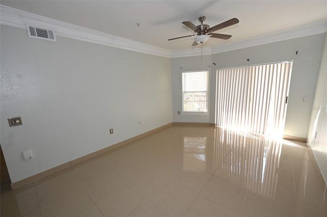 5110 NORTHRIDGE ROAD 202, Sarasota, FL 34238