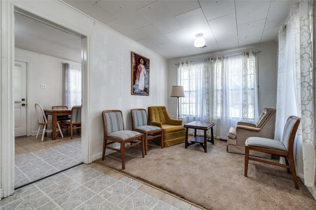 4501-4503 Highview Street, Cockrell Hill, TX 75211