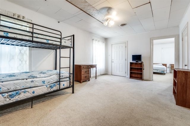 4501-4503 Highview Street, Cockrell Hill, TX 75211