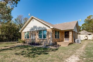4501-4503 Highview Street, Cockrell Hill, TX 75211