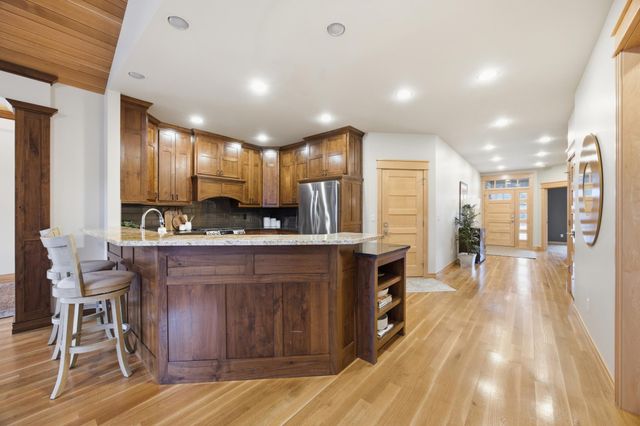 4245 Coventry Drive S, Fargo, ND 58104