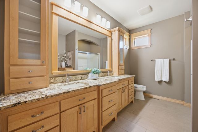 4245 Coventry Drive S, Fargo, ND 58104