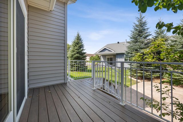 4245 Coventry Drive S, Fargo, ND 58104