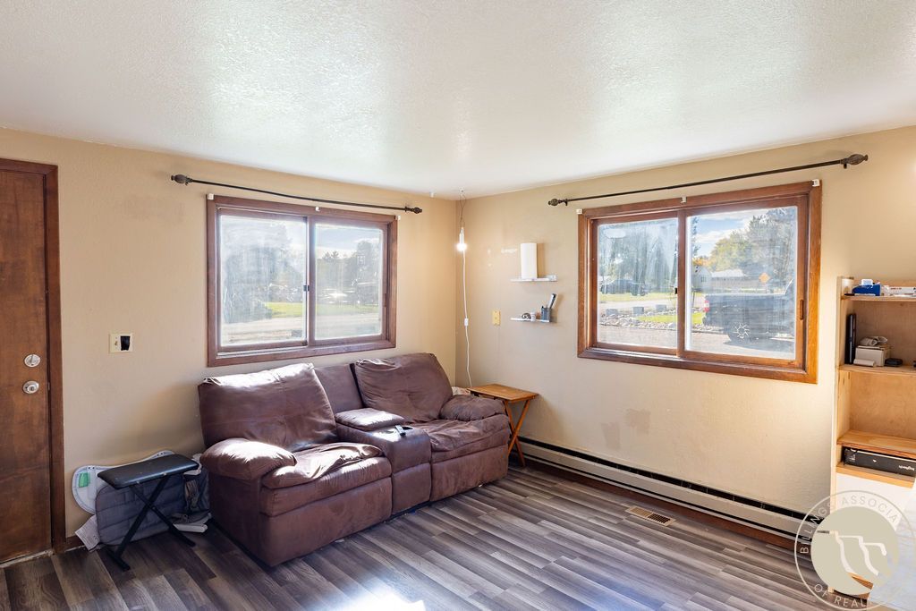 527 Judith Lane, Billings, MT 59105 photo 3
