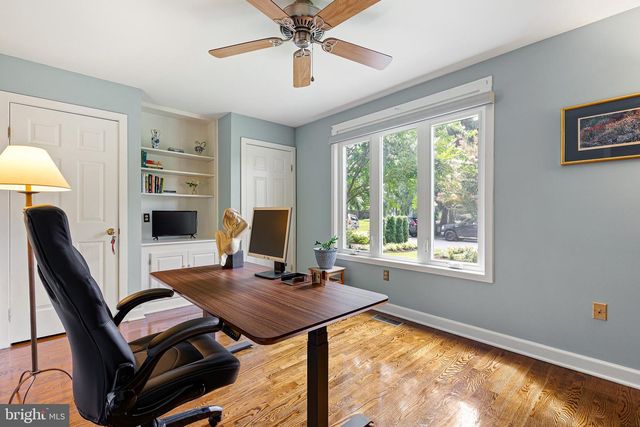 1 BRIARS LN, Wilmington, DE 19807