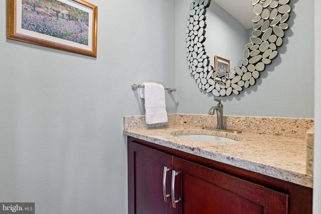1 BRIARS LN, Wilmington, DE 19807