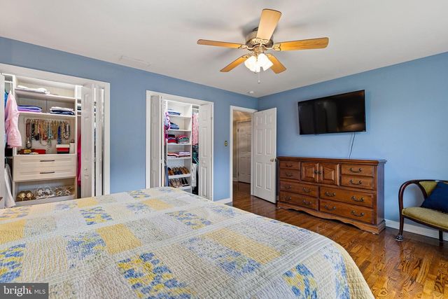 1 BRIARS LN, Wilmington, DE 19807