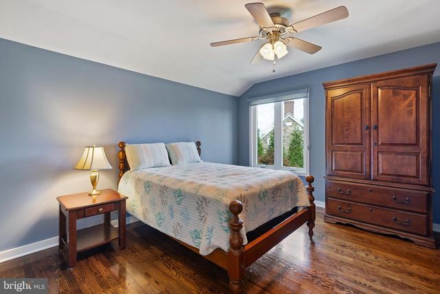 1 BRIARS LN, Wilmington, DE 19807