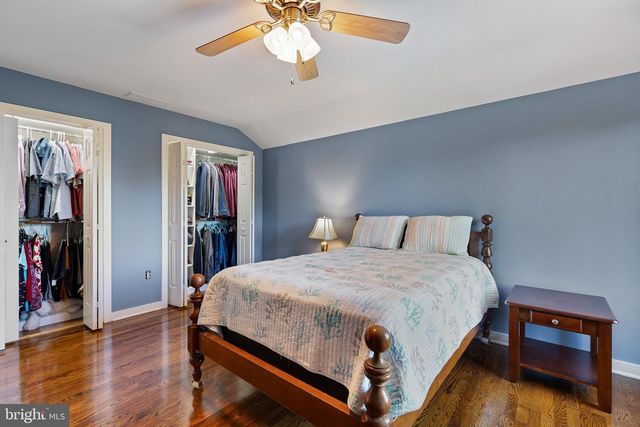 1 BRIARS LN, Wilmington, DE 19807