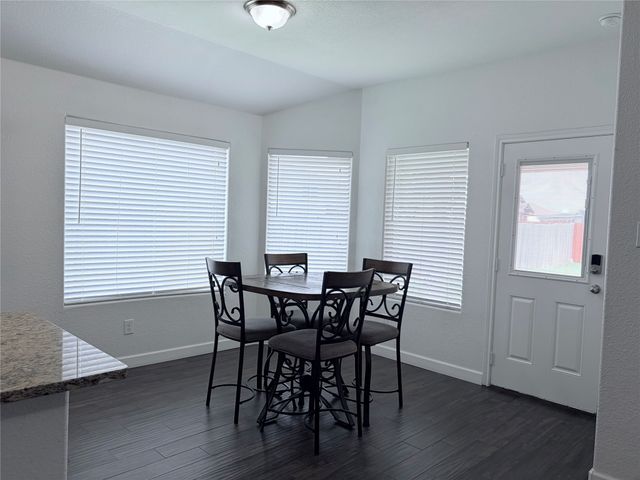 520 Cantebury Park Lane, Ponder, TX 76259