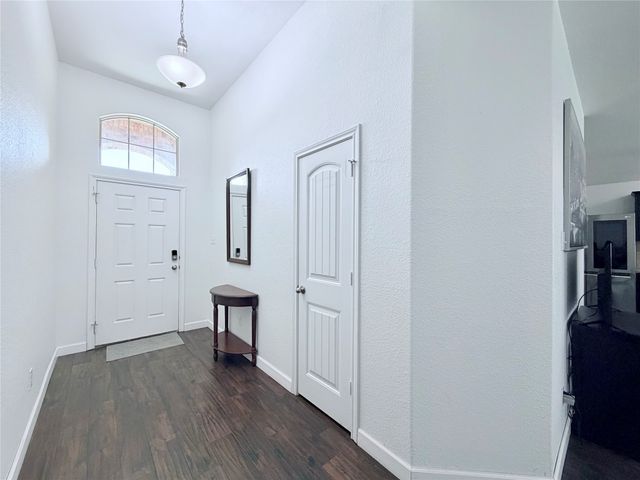520 Cantebury Park Lane, Ponder, TX 76259