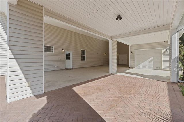 194 LAYNEWADE ROAD, Polk City, FL 33868